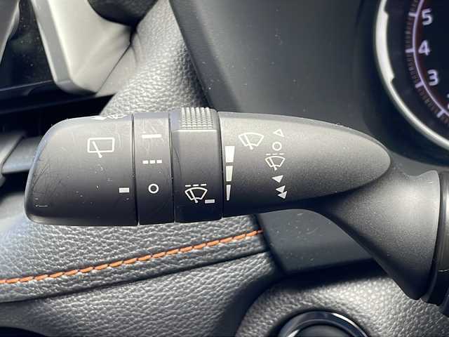 トヨタ ＲＡＶ４ アドベンチャー 長野県 2020(令2)年 3.2万km アーバンカーキ 4WD/スカイルーフ/JAOS17インチアルミ/JAOSバンパープロテクター/JAOSノーズプロテクター/JAOSマッドガード/純正ナビディスプレイオーディオ/ステアリングスイッチ/BluetoothAudio/フロントカメラ/バックカメラ/サイドカメラ/フルセグTV/ブラインドスポットモニタリング/デジタルインナーミラー/クルーズコントロール(追従有り)/オートマチックハイビーム/前後ドライブレコーダー/運転席パワーシート/LEDヘッドライト/ウインカーミラー/ハンドルヒーター/パワーバックドア/コーナーセンサー/オートライト/ビルトインETC/レーン逸脱警報/ワイヤレス充電/エアーシート/スマートキー/Wエアバッグ/ABS