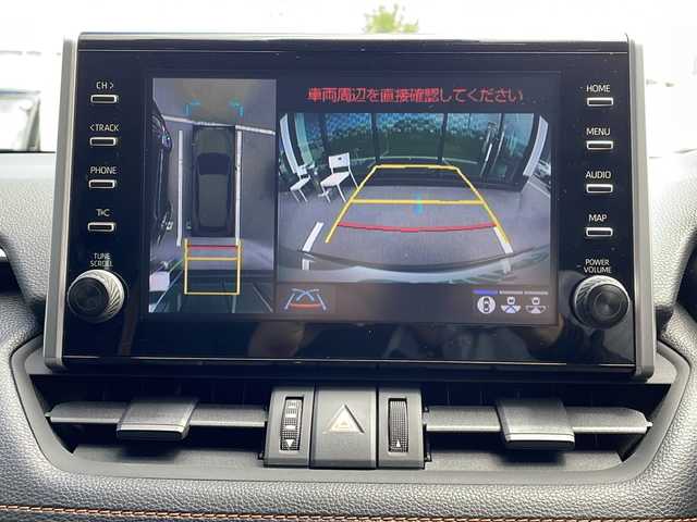 トヨタ ＲＡＶ４ アドベンチャー 長野県 2020(令2)年 3.2万km アーバンカーキ 4WD/スカイルーフ/JAOS17インチアルミ/JAOSバンパープロテクター/JAOSノーズプロテクター/JAOSマッドガード/純正ナビディスプレイオーディオ/ステアリングスイッチ/BluetoothAudio/フロントカメラ/バックカメラ/サイドカメラ/フルセグTV/ブラインドスポットモニタリング/デジタルインナーミラー/クルーズコントロール(追従有り)/オートマチックハイビーム/前後ドライブレコーダー/運転席パワーシート/LEDヘッドライト/ウインカーミラー/ハンドルヒーター/パワーバックドア/コーナーセンサー/オートライト/ビルトインETC/レーン逸脱警報/ワイヤレス充電/エアーシート/スマートキー/Wエアバッグ/ABS