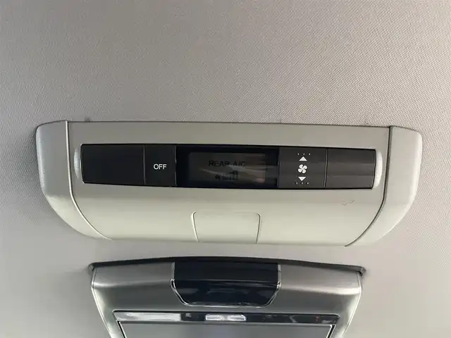 ホンダ エリシオン G Aero HDDナビパッケージ 福岡県 2007(平19)年 11.1万km ブルーイッシュホワイトパール アルパインフリップダウンモニター　/純正ナビ（ＣＤ，ＤＶＤ，フルセグＴＶ）　/バックカメラ　/ＥＴＣ　/ローダウン　/両側電動スライドドア　/電動格納式ドアミラー　/純正フロアマット　/社外１８インチアルミホイール