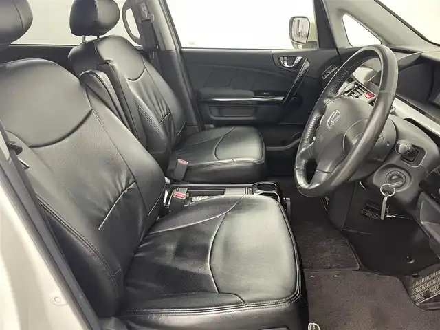 ホンダ エリシオン G Aero HDDナビパッケージ 福岡県 2007(平19)年 11.1万km ブルーイッシュホワイトパール アルパインフリップダウンモニター　/純正ナビ（ＣＤ，ＤＶＤ，フルセグＴＶ）　/バックカメラ　/ＥＴＣ　/ローダウン　/両側電動スライドドア　/電動格納式ドアミラー　/純正フロアマット　/社外１８インチアルミホイール