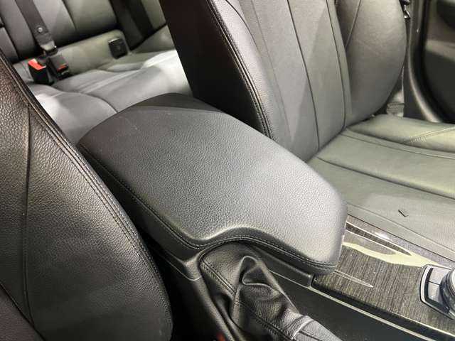 ＢＭＷ ３２０ｄ ラグジュアリー 千葉県 2014(平26)年 5万km グレイシャーシルバー クルーズコントロール　/黒革シート　/ナビ　/Ｂｌｕｅｔｏｏｔｈ接続　/Ｂカメラ　/シートヒーター　/電動シート　/パーキングアシスト　/ドライビングアシスト　/キセノンヘッドライト　/衝突軽減Ｂ　/ＬＫＡ　/禁煙車