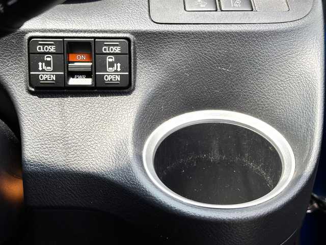トヨタ シエンタ G クエロ 宮城県 2020(令2)年 6.9万km コバルトブルーメタリック セーフティセンス/・プリクラッシュセーフティ/・レーンディパーチャーアラート/・オートマチックハイビーム/・先行車発進告知機能/インテリジェントクリアランスソナー/純正ナビ（NSZT-W68T）/・CD/DVD/・Bluetooth/・フルセグTV/ビルトインETC/ドライブレコーダー（前後）/両側パワースライドドア/ハーフレザーシート/革巻きステアリング/LEDヘッドランプ/フォグランプ/オートライト/スマートキー＆プッシュスタート/スペアキー/電動格納ミラー/純正フロアマット/純正ドアバイザー/Wエアバッグ/取扱説明書