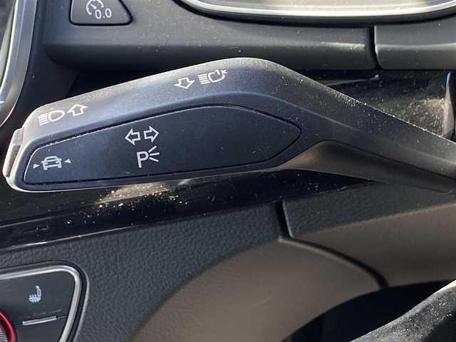 アウディ Ｑ５ 2．0TFSIクワトロ エアサス 福岡県 2019(令1)年 2.9万km グレイシアホワイトメタリック バーチャルコックピット　/アダプティブクルーズコントロール/レーンキープアシスト/ブラインドスポットモニター/アシスタンスパッケージ/純正ナビ/Applecarplay/androidauto/フルセグTV/全方位カメラ/Bluetooth/パワーバックドア/360°ドライブレコーダー/純正18インチアルミホイール/ETC/取扱説明書/保証書