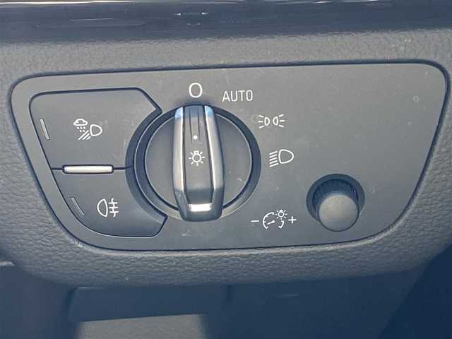 アウディ Ｑ５ 2．0TFSIクワトロ エアサス 福岡県 2019(令1)年 2.9万km グレイシアホワイトメタリック バーチャルコックピット　/アダプティブクルーズコントロール/レーンキープアシスト/ブラインドスポットモニター/アシスタンスパッケージ/純正ナビ/Applecarplay/androidauto/フルセグTV/全方位カメラ/Bluetooth/パワーバックドア/360°ドライブレコーダー/純正18インチアルミホイール/ETC/取扱説明書/保証書