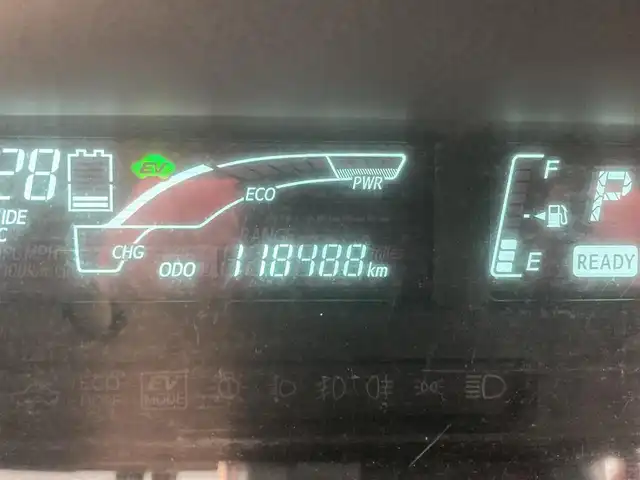 トヨタ アクア G G’s 埼玉県 2014(平26)年 11.9万km ブラックマイカ (株)IDOMが運営する【じしゃロン鳩ヶ谷店】の自社ローン専用車両になりますこちらは現金またはオートローンご利用時の価格です。自社ローンご希望の方は別途その旨お申付け下さい/アルパインSDナビ/　(CD/DVD/Bluetooth接続)/フルセグテレビ/プッシュスタート/ETC/純正17インチAW/革巻ステアリング/フォグランプ/純正フロアマット/プッシュスタート/スマートキー/スペアキー1本/ダウンサス