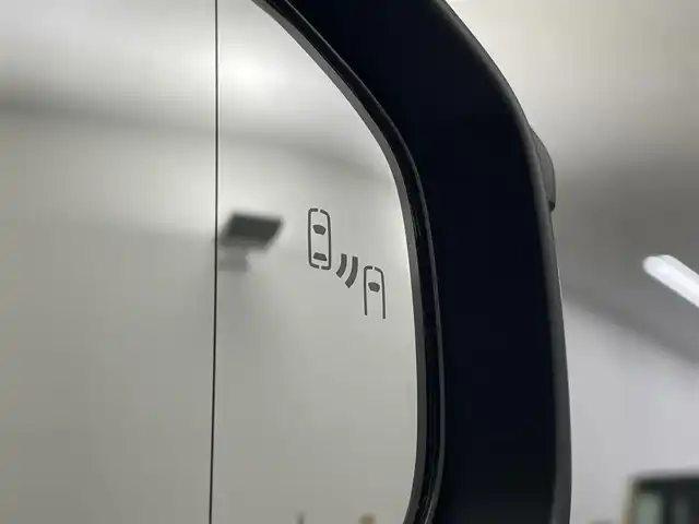 トヨタ プリウス Z 埼玉県 2024(令6)年 0.5万km プラチナホワイトパールマイカ 純正１２．３型ナビ　全方位カメラ　シートヒーター　エアシート　ＢＳＭ　ＬＥＤヘッドライト　ＥＴＣ２．０　追従走行　フルセグＴＶ　運転席パワーシート　Ｂｌｕｅｔｏｏｔｈ　衝突軽減　１５００Ｗ電源　電源リアゲート