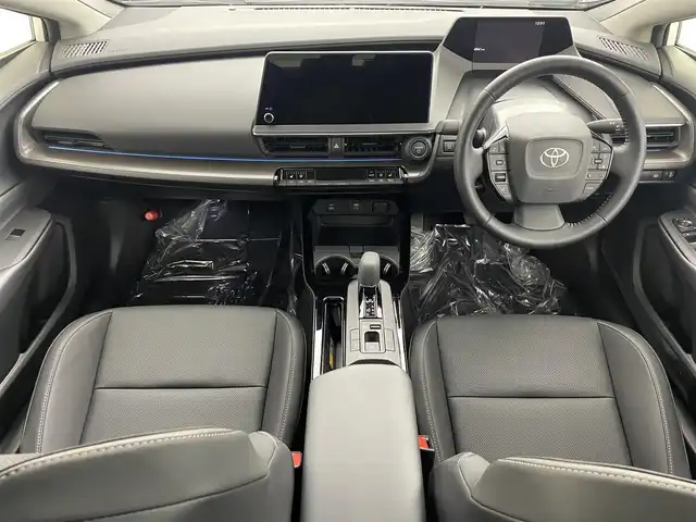 トヨタ プリウス Z 埼玉県 2024(令6)年 0.5万km プラチナホワイトパールマイカ 純正１２．３型ナビ　全方位カメラ　シートヒーター　エアシート　ＢＳＭ　ＬＥＤヘッドライト　ＥＴＣ２．０　追従走行　フルセグＴＶ　運転席パワーシート　Ｂｌｕｅｔｏｏｔｈ　衝突軽減　１５００Ｗ電源　電源リアゲート