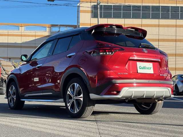 日産 キックス X ツートーンインテリアED 宮城県 2020(令2)年 4.4万km ラディアントレッド/ピュアブラック 2トーン 登録時走行距離43473km/純正SDナビ/AM・FM・Bluetooth・CD・DVD・TV/クリアランスソナー/プロパイロット/インテリジェントルームミラー/ハンドルヒーター/アラウンドビューモニター/ハンドルヒーター/ETC/ドライブレコーダー/e-Power/センターコンソール/AUTOHOLD機能/フォグランプ/ヘッドライトイベライザー/ドアバイザー/電動格納ミラー/純正LEDヘッドライト