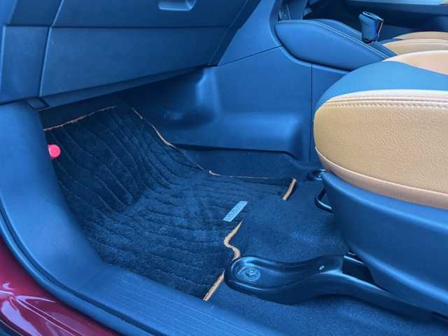 日産 キックス X ツートーンインテリアED 宮城県 2020(令2)年 4.4万km ラディアントレッド/ピュアブラック 2トーン 登録時走行距離43473km/純正SDナビ/AM・FM・Bluetooth・CD・DVD・TV/クリアランスソナー/プロパイロット/インテリジェントルームミラー/ハンドルヒーター/アラウンドビューモニター/ハンドルヒーター/ETC/ドライブレコーダー/e-Power/センターコンソール/AUTOHOLD機能/フォグランプ/ヘッドライトイベライザー/ドアバイザー/電動格納ミラー/純正LEDヘッドライト