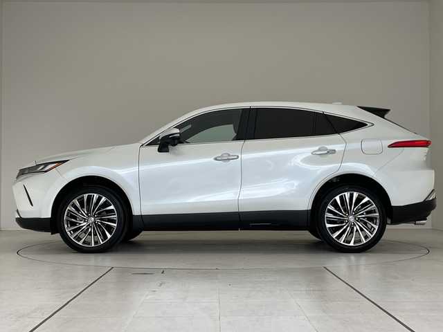 トヨタ ハリアー G 愛知県 2025(令7)年 1.2万km プラチナホワイトパールマイカ 純正12.4型ディスプレイオーディオナビ/レーダークルーズコントロール/バックカメラ/パワーシート/コーナーセンサー/アルミホイール/ETC2.0/ブラインドスポットモニター/LEDヘッドライト/インテリジェントミラー/オートマチックハイビーム/ドライブレコーダー/衝突軽減システム/フルセグ/Bluetooth/ステアリングスイッチ/スマートキー/プッシュスタート