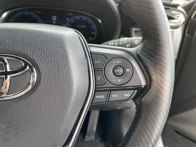 トヨタ ハリアー G 愛知県 2025(令7)年 1.2万km プラチナホワイトパールマイカ 純正12.4型ディスプレイオーディオナビ/レーダークルーズコントロール/バックカメラ/パワーシート/コーナーセンサー/アルミホイール/ETC2.0/ブラインドスポットモニター/LEDヘッドライト/インテリジェントミラー/オートマチックハイビーム/ドライブレコーダー/衝突軽減システム/フルセグ/Bluetooth/ステアリングスイッチ/スマートキー/プッシュスタート