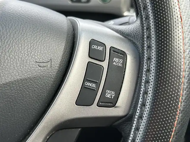 ホンダ フリード ハイブリット プレミアムエディション 熊本県 2016(平28)年 6.2万km ホワイトオーキッドパール 純正ナビ/・AM/FM/CD/DVD/・フルセグTV/・バックカメラ/後席フリップダウンモニター/クルーズコントロール/ドライブレコーダー/両側電動スライドドア/横滑り防止装置/ETC/革巻きステアリング/ステアリングスイッチ/革調シートカバー/オートライト/HIDヘッドライト/電動格納ミラー/プッシュスタート/スペアキー