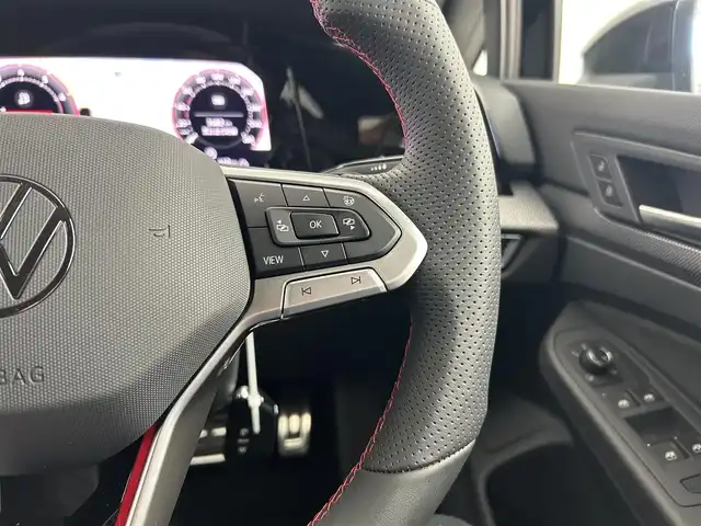 フォルクスワーゲン ＶＷ ゴルフ ＧＴＩ 千葉県 2025(令7)年 0.4万km 黒 禁煙/ワンオーナー/2.0LTSIターボエンジン/7速DSGトランスミッション/パドルシフト/アダプティブシャシーコントロール”DCC”/GTI専用ファブリックシート/ヘッドアップディスプレイ/GTI専用レザーマルチファンクションステアリングホイール/ステアリングヒーター/コネクティビティ機能“App-Connect”/アラウンドビューカメラ“Area View”/アダプティブクルーズコントロール”ACC”/イルミネーション付きエンブレム/ETC2.0