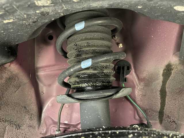 ダイハツ ミラ イース X リミテッド SAⅢ 岡山県 2019(平31)年 1.8万km マゼンタベリーマイカM ナビ/バックカメラ　/ドライブレコーダー　/フルセグ　/Ｂｌｕｅｔｏｏｔｈ　/コーナーセンサー　/オートハイビーム　/スペアキー　×1/ＣＤ／ＤＶＤ再生　/アイドリングストップ　/ミュージックサーバー/禁煙車/純正フロアマット