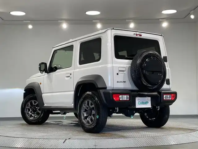 スズキ ジムニー シエラ JC 愛知県 2023(令5)年 2.9万km ピュアホワイトP 9インチナビ/（Bluetooth/AM/FM/フルセグTV/Carplay）/衝突軽減ブレーキ/ビルトインETC/シートヒーター/LEDヘッドライト/バックカメラ/クルーズコントロール/レーンキープアシスト/プッシュスタートボタン/スマートキー/純正15インチAW/純正フロアマット