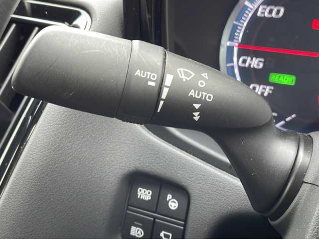 トヨタ クラウン ハイブリッド RS アドバンス 大阪府 2018(平30)年 4.9万km ホワイトパールクリスタルシャイン 純正ナビ/フルセグテレビ/バックカメラ/トヨタセーフティセンス/クルーズコントロール/オートハイビーム/レーンキープアシスト/プッシュスタート/ETC/レーダー探知機/LEDヘッドライト/フォグライト/純正18インチAW/後席エアコン