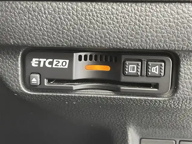 ホンダ シビック EX 群馬県 2022(令4)年 2.9万km プラチナホワイトパール 純正９インチナビ　ＢＯＳＥサウンド　バックカメラ　ブラインドスポットモニター　レーダークルーズコントロール　レーンキープアシスト　シートヒーター　オートマチックハイビーム　パワーシート　ＥＴＣ　禁煙車