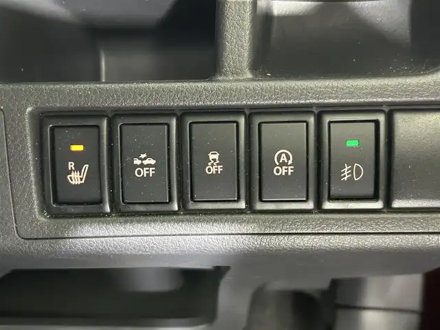 スズキ ワゴンＲ スティングレー X 佐賀県 2015(平27)年 2.8万km フェニックスレッドパール 社外7型ナビ/（ＡＭ/ＦＭ/ワンセグTV）/バックカメラ/シートヒーター/オートエアコン/衝突被害軽減システム/ウィンカーミラーカバーゴールド/革巻きステアリング/ステアリングスイッチ/HIDヘッドライト/盗難防止装置/横滑り防止装置/オートライト/スマートキー/スペアキー有/プッシュスタート/純正フロアマット/純正15インチアルミホイール/ドアバイザー