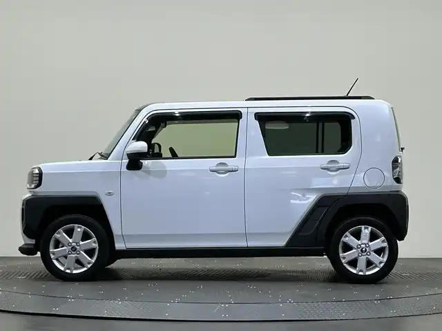 ダイハツ タフト G 愛媛県 2022(令4)年 2.4万km シャイニングホワイトパール ・純正ナビ（フルセグＴＶ・ＢＴ・ＦＭＡＭ・ＣＤＤＶＤ・ＳＤ・ＵＳＢ接続）/・バックカメラ　/・ＥＴＣ　/・前方ドラレコ　/・ガラスルーフ　/・衝突軽減ブレーキ　/・レーンキープアシスト　/・前後コーナーセンサー/・DN席シートヒーター/・スペアキー