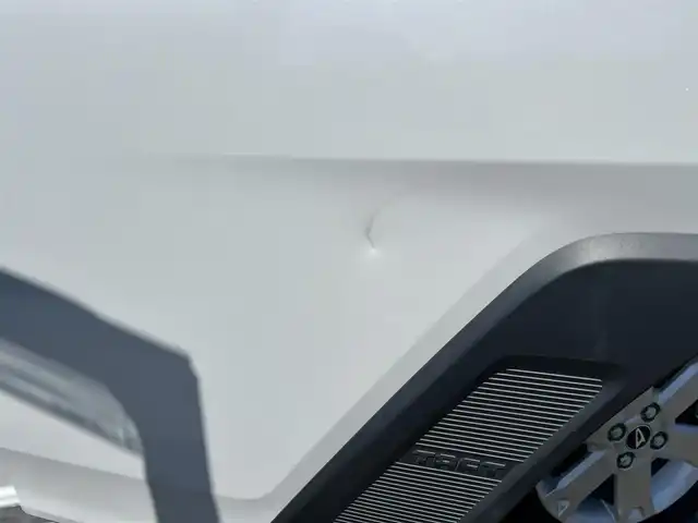 ダイハツ タフト G 富山県 2022(令4)年 2.4万km シャイニングホワイトパール ・純正ナビ（フルセグＴＶ・ＢＴ・ＦＭＡＭ・ＣＤＤＶＤ・ＳＤ・ＵＳＢ接続）/・バックカメラ　/・ＥＴＣ　/・前方ドラレコ　/・ガラスルーフ　/・衝突軽減ブレーキ　/・レーンキープアシスト　/・前後コーナーセンサー/・DN席シートヒーター/・スペアキー