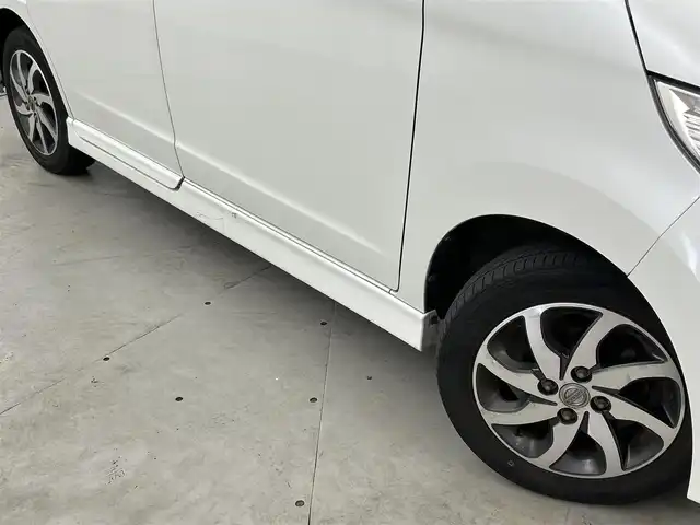日産 ルークス ハイウェイスター 福岡県 2012(平24)年 7.7万km スノーパールホワイト 純正ＳＤナビ（ＢＴ，フルセグＴＶ）　/バックカメラ　/ＥＴＣ　/片側電動スライドドア　/プッシュスタート　/スマートキー　/電動格納式ドアミラー　/フォグランプ　/純正フロアマット　/純正１４インチアルミホイール