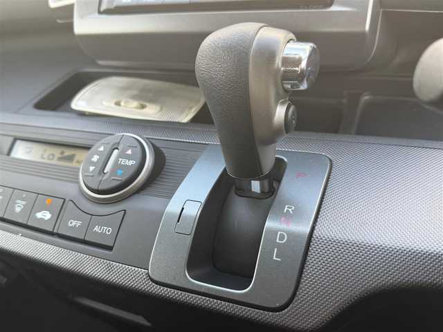 ホンダ フリード Gエアロ Lパッケージ 岩手県 2009(平21)年 10.6万km プレミアムブラキッシュパール 純正ＨＤＤナビ　バックカメラ　電動スライドドア TV 純正15インチアルミホイール HIDヘッドライト