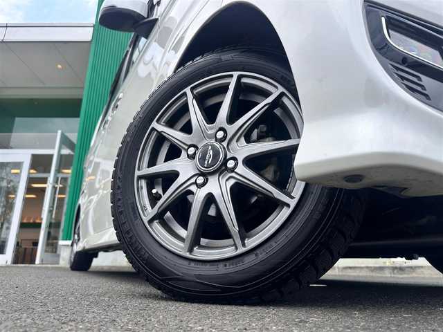 ホンダ Ｎ ＢＯＸ カスタム G L ホンダセンシング 宮城県 2018(平30)年 4.1万km プレミアムホワイトパールⅡ ホンダセンシング/社外SDナビ/【CD・DVD・SD・BT・フルセグTV】/バックカメラ/両側パワースライドドア/社外ドライブレコーダー/レーダークルーズコントロール/レーンキープアシスト/横滑り防止装置/先行発進告知/アイドリングストップ/ステアリングスイッチ/リアサンシェード/コーナーセンサー/タナベダウンサス/オートライト/LEDヘッドライト/フォグライト/スマートキー/ETC