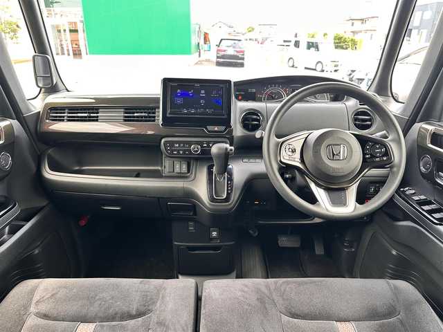 ホンダ Ｎ ＢＯＸ カスタム G L ホンダセンシング 宮城県 2018(平30)年 4.1万km プレミアムホワイトパールⅡ ホンダセンシング/社外SDナビ/【CD・DVD・SD・BT・フルセグTV】/バックカメラ/両側パワースライドドア/社外ドライブレコーダー/レーダークルーズコントロール/レーンキープアシスト/横滑り防止装置/先行発進告知/アイドリングストップ/ステアリングスイッチ/リアサンシェード/コーナーセンサー/タナベダウンサス/オートライト/LEDヘッドライト/フォグライト/スマートキー/ETC