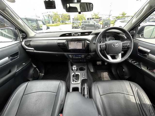 トヨタ ハイラックス Z 福島県 2021(令3)年 4.8万km スーパーホワイトⅡ ４WD/純正ナビ/【AM/FM/BT/CD/SD】/バックカメラ/ＬＥＤオートライト/前後ドライブレコーダー/レーダークルーズコントロール/車線逸脱防止支援/アイドリングストップ/プッシュスタート/コーナーセンサー/純正フロアマット/ETC