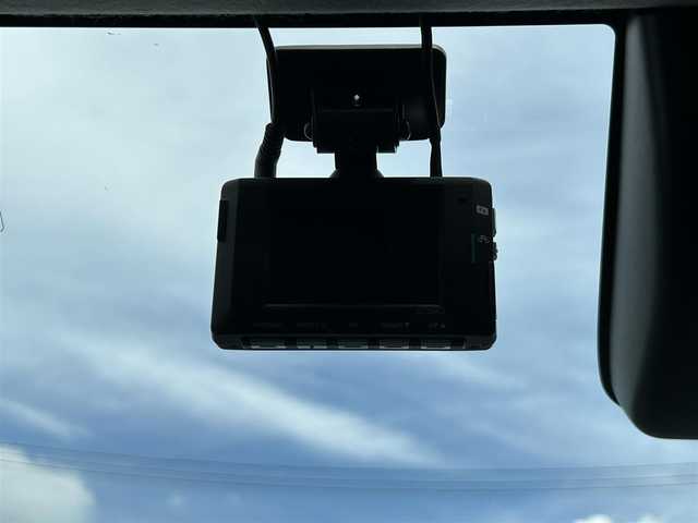 トヨタ ハイラックス Z 福島県 2021(令3)年 4.8万km スーパーホワイトⅡ ４WD/純正ナビ/【AM/FM/BT/CD/SD】/バックカメラ/ＬＥＤオートライト/前後ドライブレコーダー/レーダークルーズコントロール/車線逸脱防止支援/アイドリングストップ/プッシュスタート/コーナーセンサー/純正フロアマット/ETC