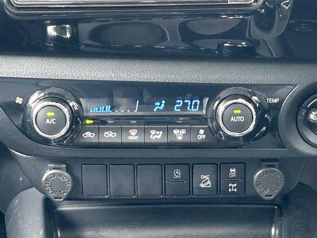 トヨタ ハイラックス Z 福島県 2021(令3)年 4.8万km スーパーホワイトⅡ ４WD/純正ナビ/【AM/FM/BT/CD/SD】/バックカメラ/ＬＥＤオートライト/前後ドライブレコーダー/レーダークルーズコントロール/車線逸脱防止支援/アイドリングストップ/プッシュスタート/コーナーセンサー/純正フロアマット/ETC