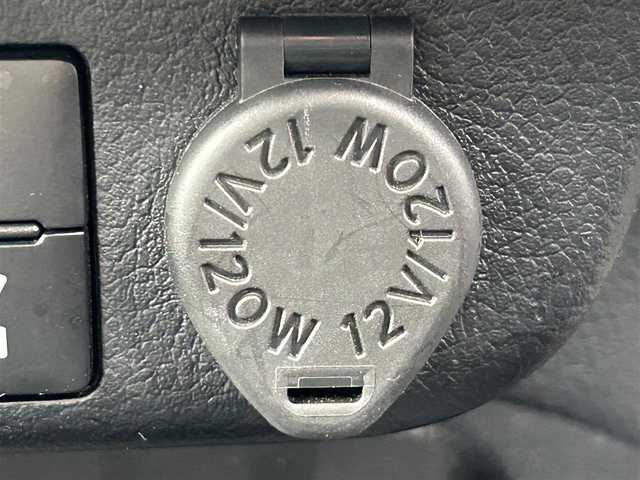 トヨタ ハイラックス Z 福島県 2021(令3)年 4.8万km スーパーホワイトⅡ ４WD/純正ナビ/【AM/FM/BT/CD/SD】/バックカメラ/ＬＥＤオートライト/前後ドライブレコーダー/レーダークルーズコントロール/車線逸脱防止支援/アイドリングストップ/プッシュスタート/コーナーセンサー/純正フロアマット/ETC