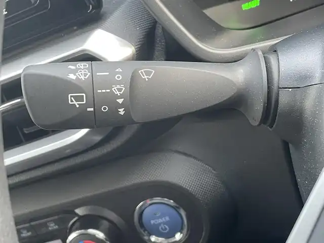 トヨタ ライズ G 熊本県 2022(令4)年 2万km ナチュラルベージュマイカM 純正9インチナビ/・AM/FM/CD/DVD/BT/SD/USB/・フルセグTV/全周囲カメラ/スマートアシスト/・衝突軽減ブレーキ/・車線逸脱警報機能/・先行車発進お知らせ/・標識認識機能/・ふらつき警報/ブラインドスポットモニター/オートハイビーム/前後ドライブレコーダー/ETC/電動パーキングブレーキ/オートホールドブレーキ/純正フロアマット/純正アルミホイール/電動格納ミラー/ウインカーミラー/プッシュスタート/スマートキー