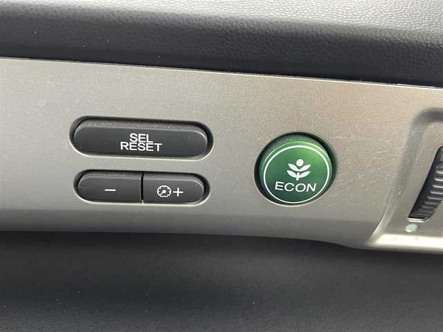 ホンダ フリード ハイブリット ジャストセレクション 大分県 2013(平25)年 9万km モダンスティールM 社外ナビ/バックカメラ/両側パワースライドドア/フリップダウンモニター/前後ドライブレコーダー/純正フロアマット/ETC/社外15インチアルミ/ドアバイザー/フルセグTV/ウィンカーミラー