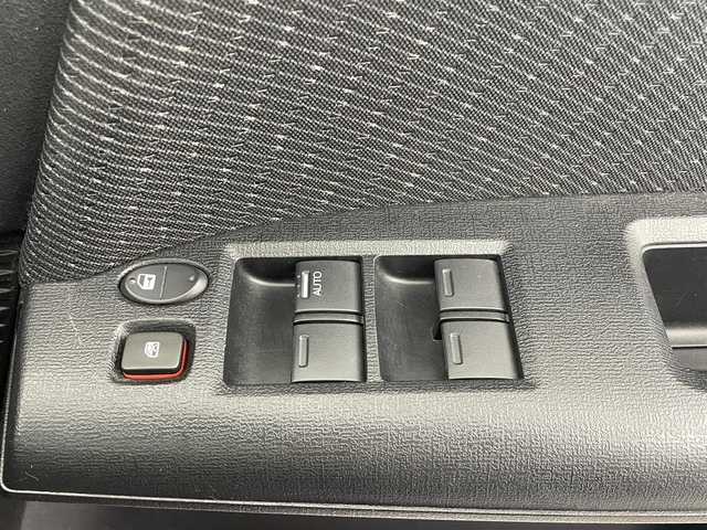 ホンダ フリード ハイブリット ジャストセレクション 大分県 2013(平25)年 9万km モダンスティールM 社外ナビ/バックカメラ/両側パワースライドドア/フリップダウンモニター/前後ドライブレコーダー/純正フロアマット/ETC/社外15インチアルミ/ドアバイザー/フルセグTV/ウィンカーミラー