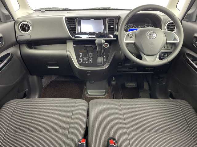 日産 デイズ ルークス ハイウェイスターX 新潟県 2017(平29)年 9.4万km モカブラウンP 4WD/カロッツェリアメモリナビ【AVIC-RZ700】/　Bluetooth/フルセグTV/CD/DVD/USB/アラウンドビューモニター/衝突被害軽減ブレーキ/片側パワースライドドア/ETC/アイドリングストップ/横滑り防止装置/オートライト/オートマチックハイビーム/ステアリングスイッチ