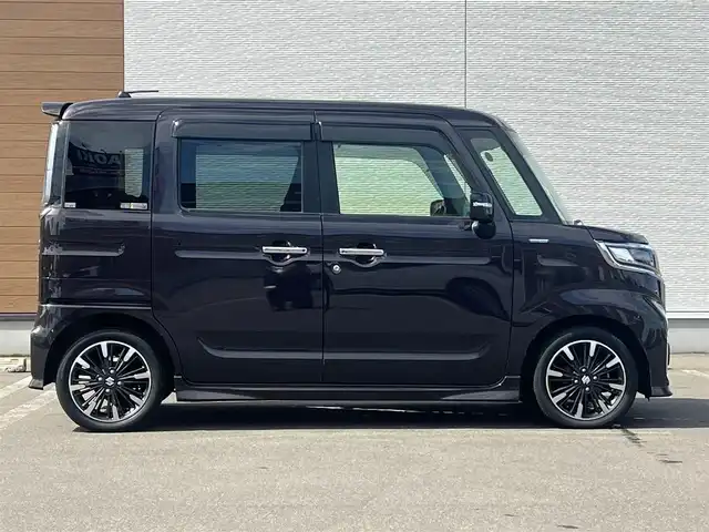スズキ スペーシア カスタム HYBRID XS ターボ 秋田県 2018(平30)年 5.3万km アーバンブラウンパールメタリック ターボ/衝突軽減システム/LEDヘッドライト/両側パワースライドドア/社外メモリナビ/フルセグ/スズキ純正15インチアルミ（夏タイヤ装着）/アイドリングストップ/プッシュスタート/クルーズコントロール追従走行無/オートマチックハイビーム/レーンキープアシスト/コーナーセンサー/ステアリングスイッチ/パドルシフト/運転席シートヒーター/ドライブレコーダー/ETC/純正フロアマット/純正ドアバイザー/オートライト/オートエアコン/横滑り防止/盗難防止装置/寒冷地仕様/電動格納ウィンカーミラー/キーレスエントリー/保証書/取扱説明書/記録簿