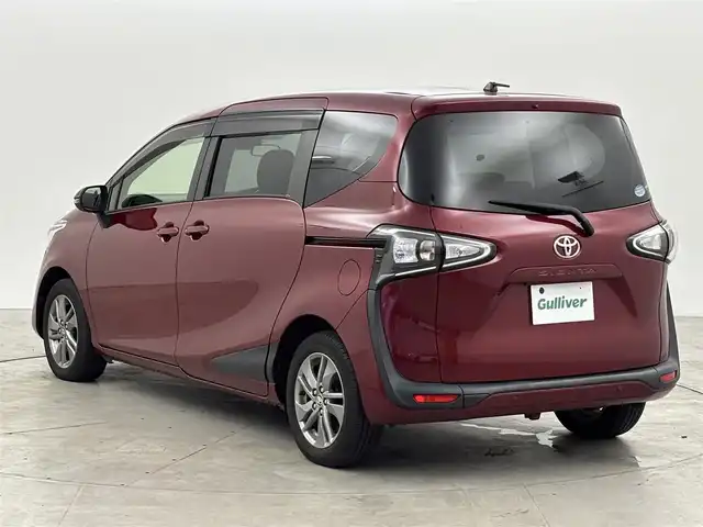 トヨタ シエンタ ファンベースG セーフティED 福岡県 2020(令2)年 6万km センシュアルレッドマイカ 純正ナビ／フルセグＴＶ　/全方位カメラ　/ＥＴＣ　/ドラレコ　/コーナーセンサー　/衝突被害軽減ブレーキ　/レーンキープ　/アクセル踏み間違い防止　/両側電動スライドドア　/ステアリングヒーター/シートヒーター　/ＬＥＤ