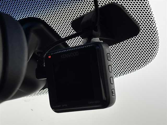 ホンダ フリード ハイブリット G ホンダセンシング 福岡県 2020(令2)年 2.8万km 黒 純正９型ナビ／フルセグＴＶ　/バックカメラ　/ビルトインＥＴＣ　/前方ドラレコ　/レーダークルコン　/コーナーセンサー　/衝突軽減ブレーキ　/レーンキープ　/両側電動スライドドア　/ハーフレザーシート　/シートヒーター　/LEDヘッドライト　/純正１５インチアルミホイール