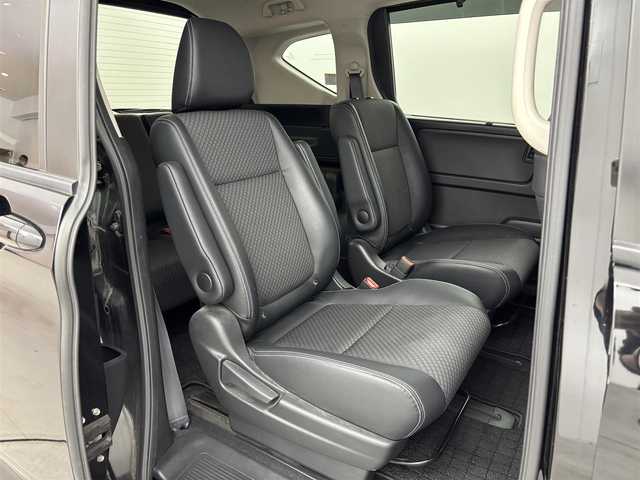 ホンダ フリード ハイブリット G ホンダセンシング 福岡県 2020(令2)年 2.8万km 黒 純正９型ナビ／フルセグＴＶ　/バックカメラ　/ビルトインＥＴＣ　/前方ドラレコ　/レーダークルコン　/コーナーセンサー　/衝突軽減ブレーキ　/レーンキープ　/両側電動スライドドア　/ハーフレザーシート　/シートヒーター　/LEDヘッドライト　/純正１５インチアルミホイール