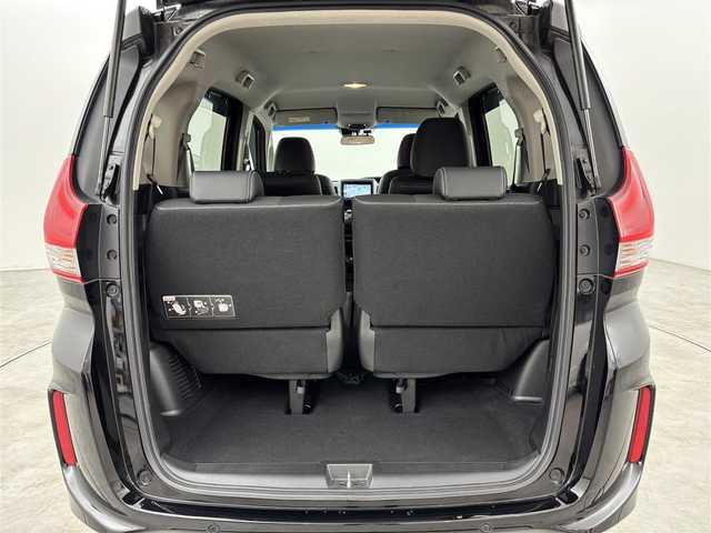 ホンダ フリード ハイブリット G ホンダセンシング 福岡県 2020(令2)年 2.8万km 黒 純正９型ナビ／フルセグＴＶ　/バックカメラ　/ビルトインＥＴＣ　/前方ドラレコ　/レーダークルコン　/コーナーセンサー　/衝突軽減ブレーキ　/レーンキープ　/両側電動スライドドア　/ハーフレザーシート　/シートヒーター　/LEDヘッドライト　/純正１５インチアルミホイール