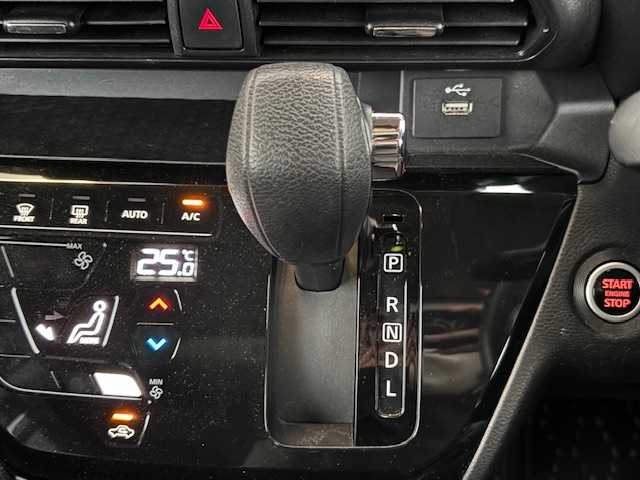 日産 ルークス ハイウェイスター Gターボ 宮城県 2021(令3)年 2.2万km スパークリングレッドM 登録時走行距離21496km/純正9インチナビ/フルセグ/CD/DVD/Bluetooth/プッシュスタート/スマートキー/ハンズフリー/両側パワースライド/アラウンドビューモニター/運転支援/エマージェンシーブレーキ/ステアリングリモコン/ETC/LEDライト/純正フロアマット/純正ドアバイザー