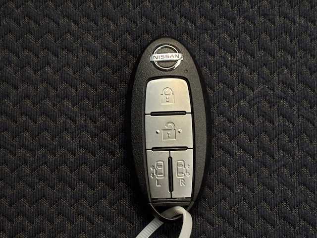 日産 ルークス ハイウェイスター Gターボ 宮城県 2021(令3)年 2.2万km スパークリングレッドM 登録時走行距離21496km/純正9インチナビ/フルセグ/CD/DVD/Bluetooth/プッシュスタート/スマートキー/ハンズフリー/両側パワースライド/アラウンドビューモニター/運転支援/エマージェンシーブレーキ/ステアリングリモコン/ETC/LEDライト/純正フロアマット/純正ドアバイザー