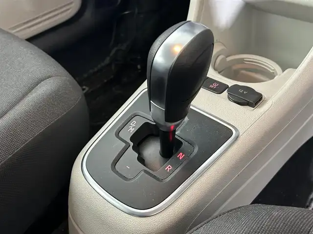 フォルクスワーゲン アップ！ ムーブアップ！ 佐賀県 2018(平30)年 3.6万km 赤 純正オーディオ/FM/AM/Bluetooth/ETC/リモコンキー/オートライト/純正フロアマット/純正14インチアルミホイール/コーナーセンサー