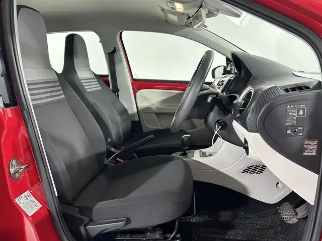 フォルクスワーゲン アップ！ ムーブアップ！ 佐賀県 2018(平30)年 3.6万km 赤 純正オーディオ/FM/AM/Bluetooth/ETC/リモコンキー/オートライト/純正フロアマット/純正14インチアルミホイール/コーナーセンサー