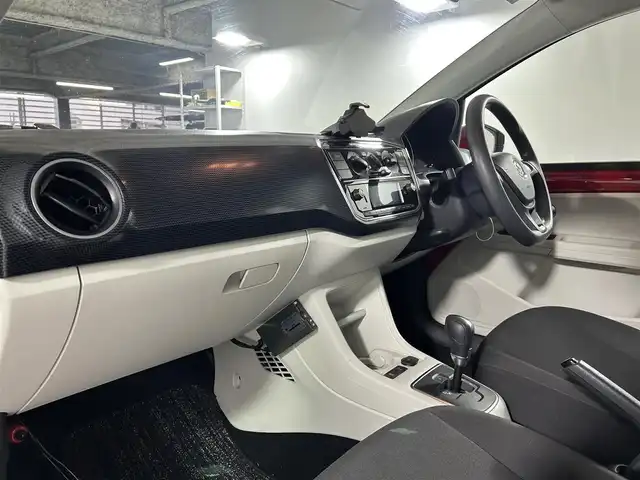 フォルクスワーゲン アップ！ ムーブアップ！ 佐賀県 2018(平30)年 3.6万km 赤 純正オーディオ/FM/AM/Bluetooth/ETC/リモコンキー/オートライト/純正フロアマット/純正14インチアルミホイール/コーナーセンサー