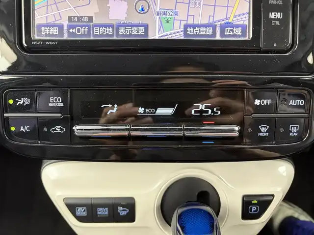 トヨタ プリウス S ツーリングセレクション 愛知県 2017(平29)年 10.2万km アティチュードブラックマイカ 純正ナビ/Bluetooth/フルセグTV/バックカメラ/レーダークルーズコントロール/衝突軽減ブレーキ/レーンキープアシスト/横滑り防止装置/オートライト/オートマチックハイビーム/LEDヘッドライト/LEDフォグランプ/ドライブレコーダー/ETC/シートヒーター/純正アルミホイール/純正フロアマット/プッシュスタート/スマートキー