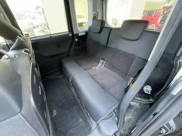 ダイハツ タント カスタム RS スマートセレ SA 滋賀県 2014(平26)年 4.2万km ブラックマイカメタリック 社外7インチナビ/【Bluetooth/CD/DVD/フルセグTV】/ALPINEフリップダウンモニター/両側パワースライドドア/バックカメラ/衝突軽減ブレーキ/LEDヘッドライト/オートライト/純正フロアマット/ドアバイザー/プッシュスタート/スマートキー