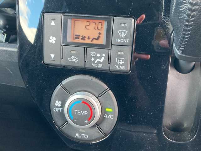 トヨタ ピクシスメガ GターボレジャーエディションSAⅢ 愛媛県 2018(平30)年 6.7万km ブラックマイカメタリック 社外KENWOODナビ（MDV-Z90S）/・Bluetooth/・CD/DVD USB端子/フルセグTV/バックカメラ/ビルドインETC/両側パワースライドドア/シートヒーター/純正フロアマット/純正15インチAW/シートヒーター/スマートアシストIII/衝突軽減装置/オートライト/スマートキー