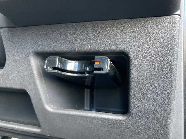 トヨタ ピクシスメガ GターボレジャーエディションSAⅢ 愛媛県 2018(平30)年 6.7万km ブラックマイカメタリック 社外KENWOODナビ（MDV-Z90S）/・Bluetooth/・CD/DVD USB端子/フルセグTV/バックカメラ/ビルドインETC/両側パワースライドドア/シートヒーター/純正フロアマット/純正15インチAW/シートヒーター/スマートアシストIII/衝突軽減装置/オートライト/スマートキー